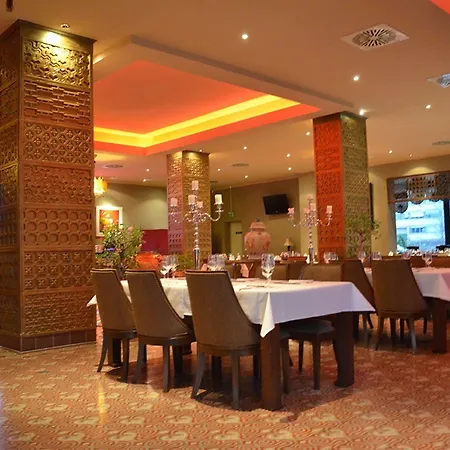 Hotel Halong 3*